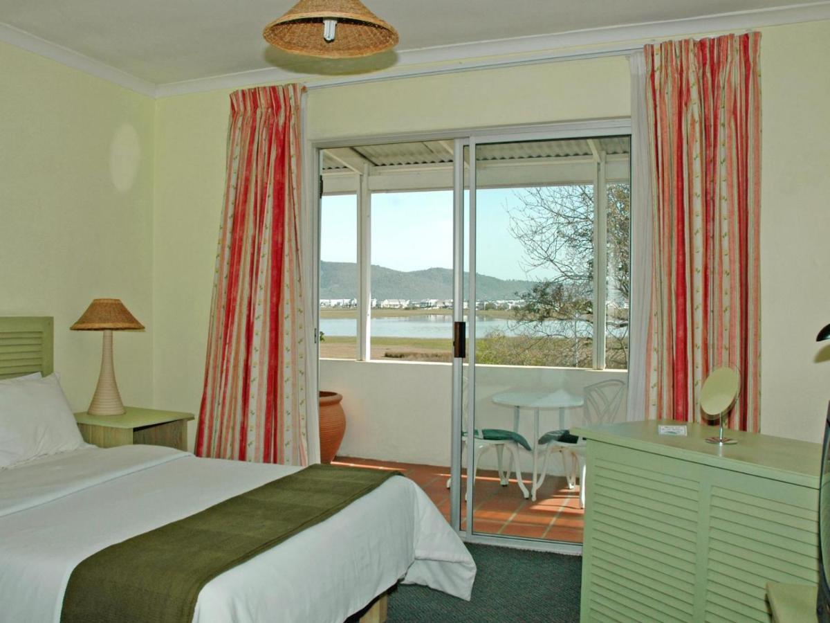 Lagoona Inn Книсна Екстериор снимка